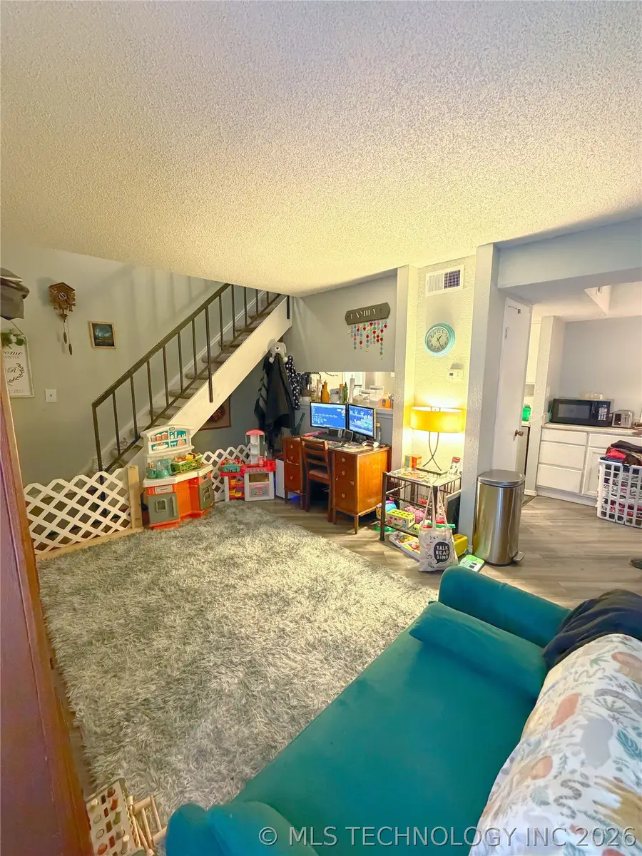 2210 E 66th Place #17B3, Tulsa, OK 74136 - Image #3