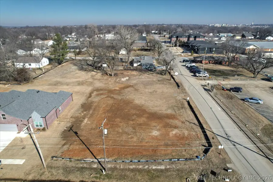 12 N Atlanta Street, Owasso, OK 74055 - #3