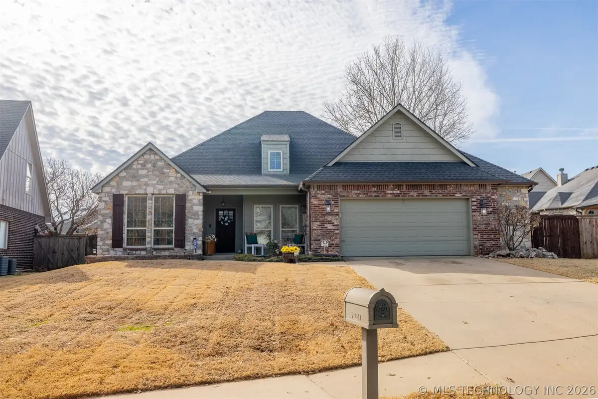 710 W 40th Street, Sand Springs, OK 74063 - #1