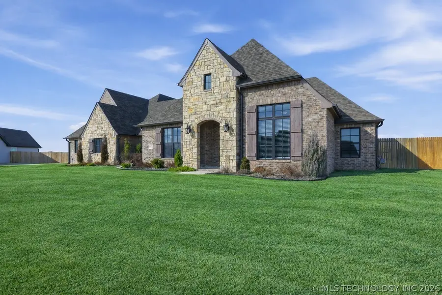 4613 E 177th Place S, South Tulsa, OK 74037 - #3