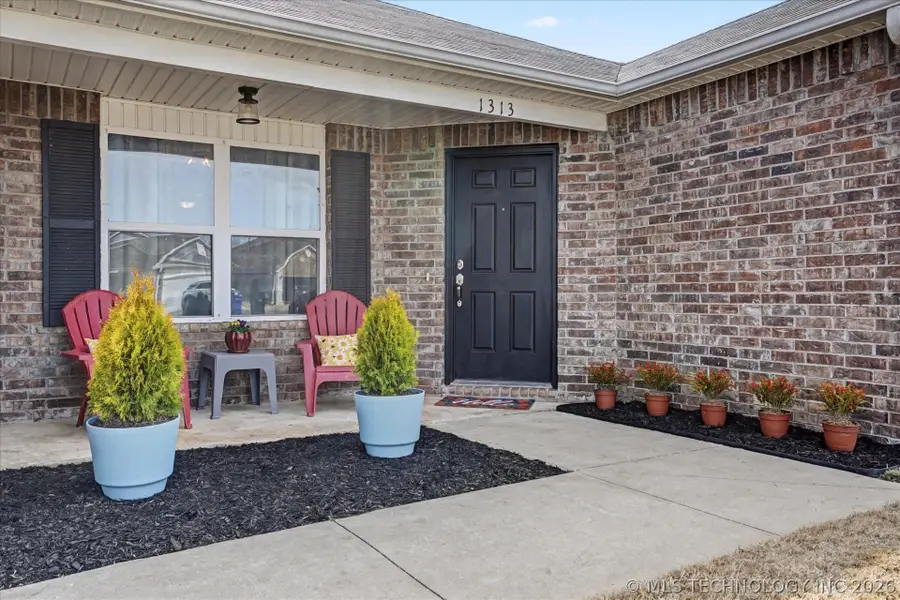 1313 E Toledo Street, Broken Arrow, OK 74012 - #3