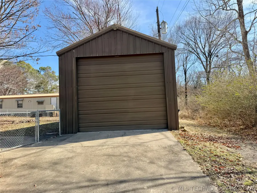 113983 S 4281 Road, Porum, OK 74455 - #2