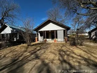 806 E Tahlequah, Sulphur, OK 73086