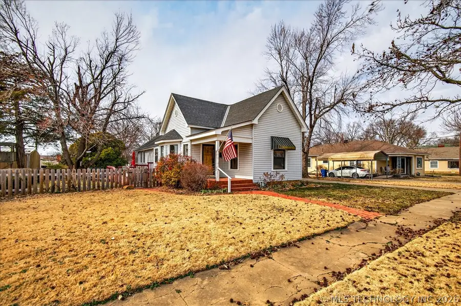1513 Leahy Avenue, Pawhuska, OK 74056 - #2