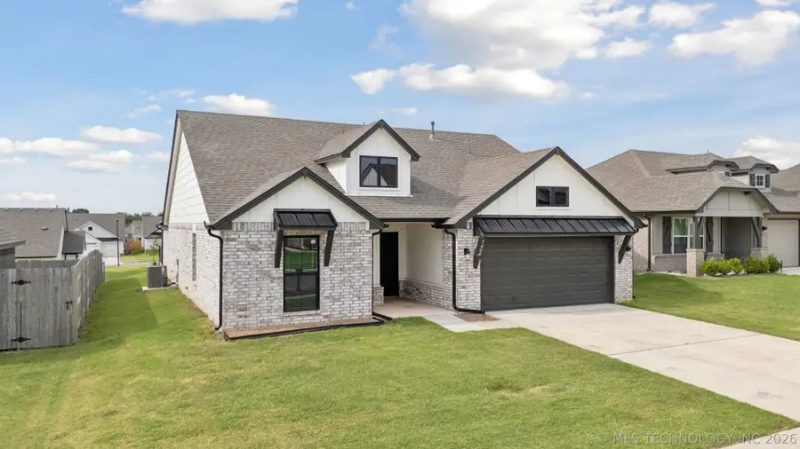 7404 E 89th Place N, Owasso, OK 74055 - #3