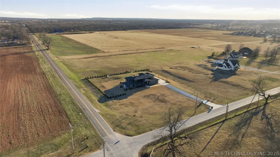 9696 E 161st Street S, Bixby, OK 74008 - #2