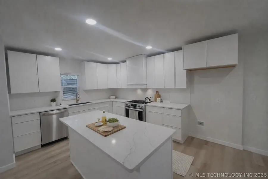 4907 S Boston Place, Tulsa, OK 74105 - #2