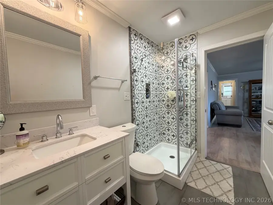 822 E 6th Street, Cushing, OK 74023 - #2