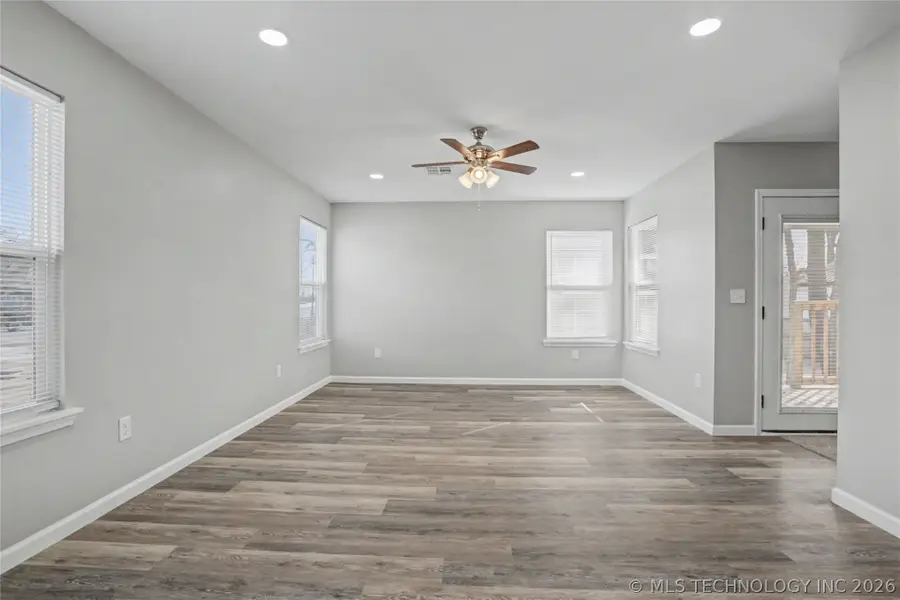 640 E Line Avenue, Sapulpa, OK 74066 - #3