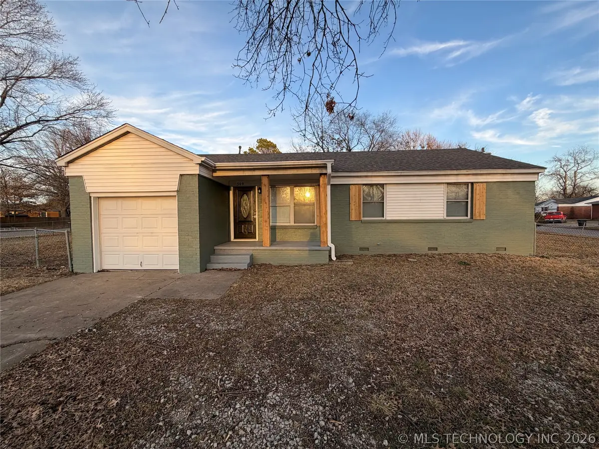 309 N Fairland Street, Pryor, OK 74361 - #1