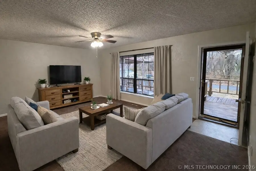 205 W Ragan Street, Henryetta, OK 74437 - #2