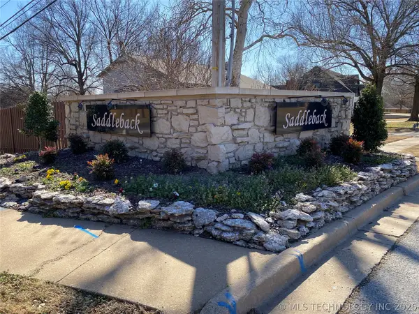 E Baton Rouge Street, Broken Arrow, OK 74011