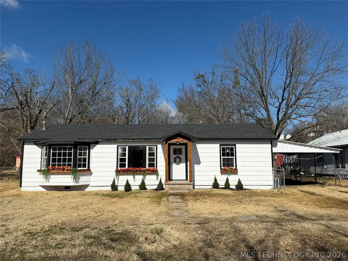 407 E Blair Avenue, Wilburton, OK 74578 - #1