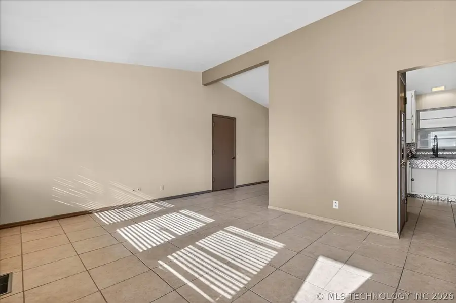 421 NW Oak Park Road, Bartlesville, OK 74003 - #2