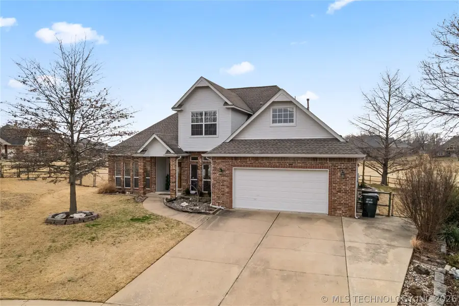 8402 N 100th East Avenue, Owasso, OK 74055 - #2
