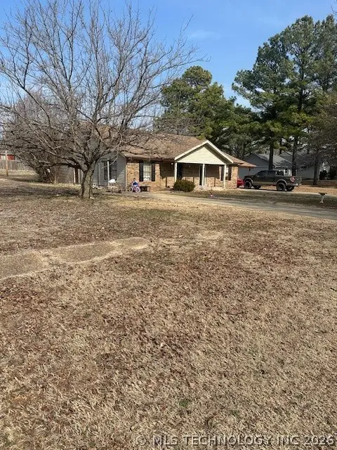 406 Diamond, Holdenville, OK 74848 - #1