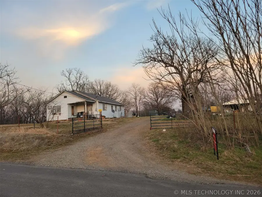 28602 Old Tarby Road, Poteau, OK 74953 - #3