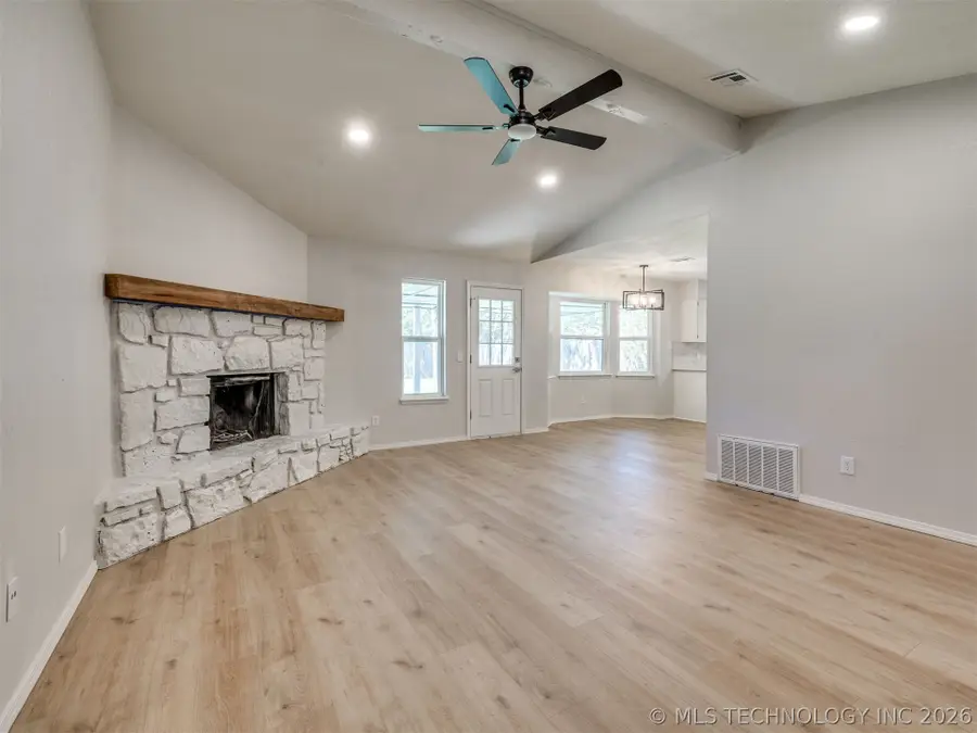 6718 S Rockford Avenue, Tulsa, OK 74136 - #2