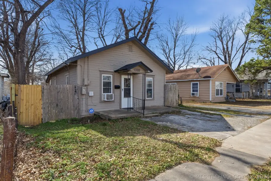 108 E 5th Street, Skiatook, OK 74070 - #3