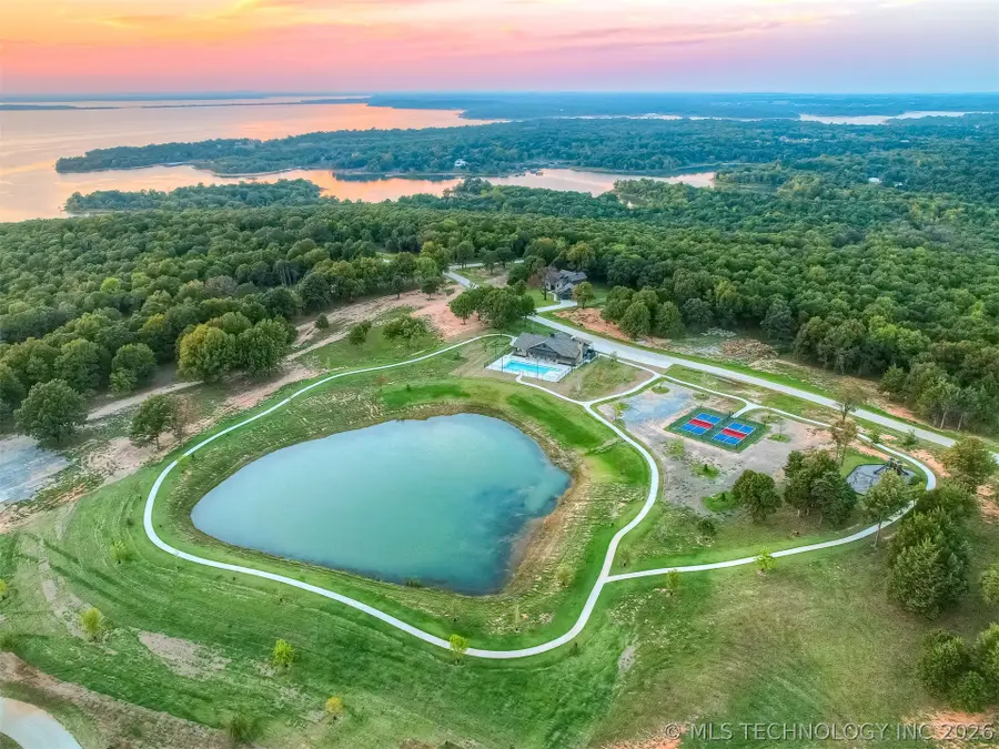 221 Patriot Pointe, Eufaula, OK 74432 - #3