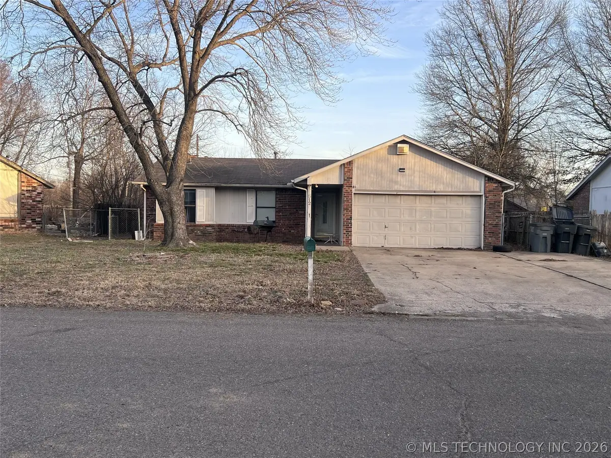 512 Park Street, Wagoner, OK 74467 - #1