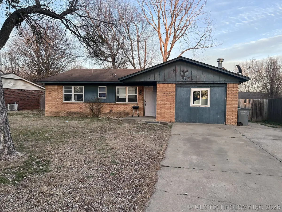 506 Park Street, Wagoner, OK 74467 - #1