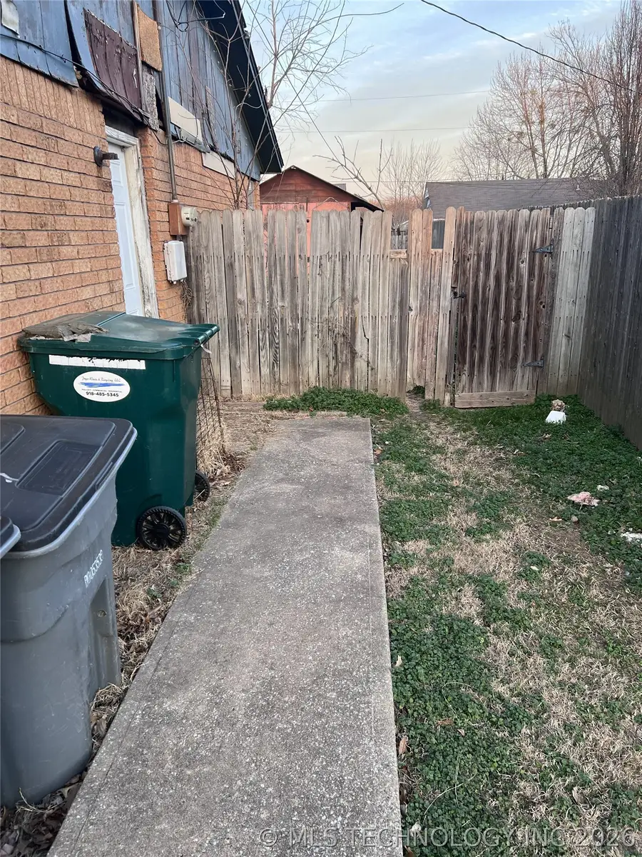 506 Park Street, Wagoner, OK 74467 - #3