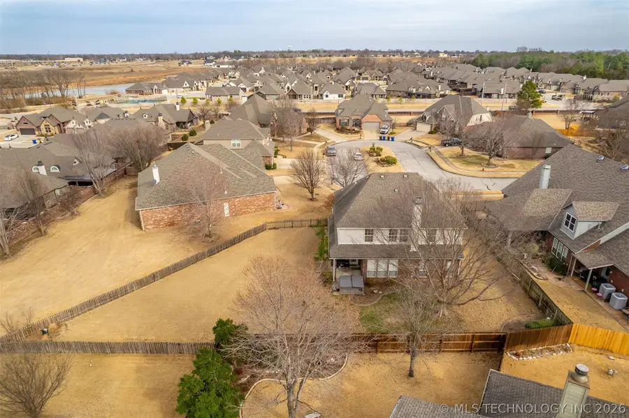 3810 S Palm Avenue, Broken Arrow, OK 74011 - #2