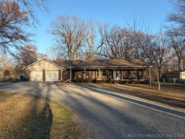 1302 N Miami Avenue, Chouteau, OK 74337