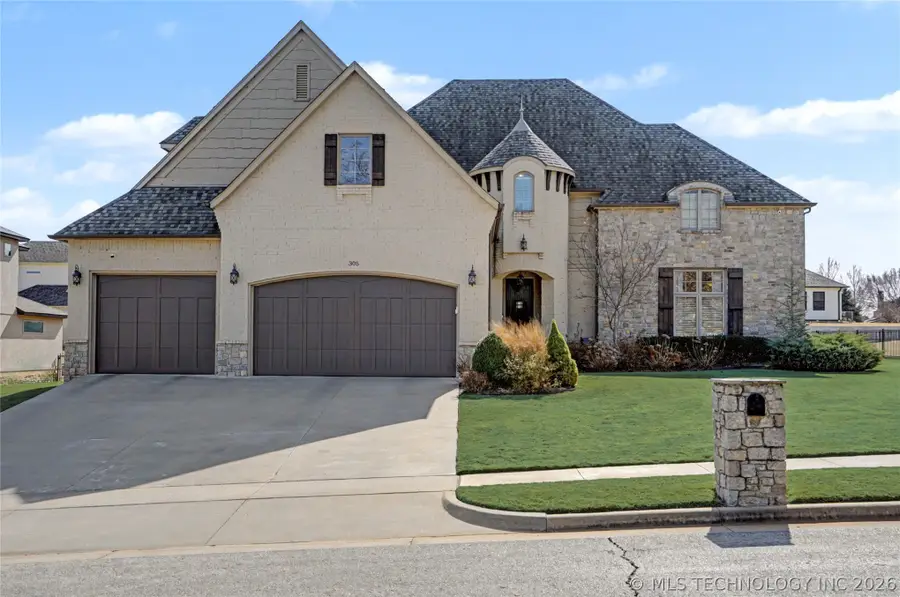 305 E Decatur Street, Broken Arrow, OK 74011 - #3