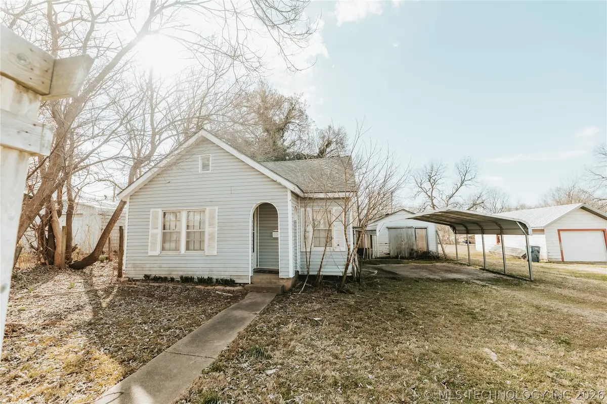 704 E Caddo Street, Cleveland, OK 74020 - #1