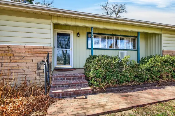 1905 Lynn Avenue, Pawhuska, OK 74056