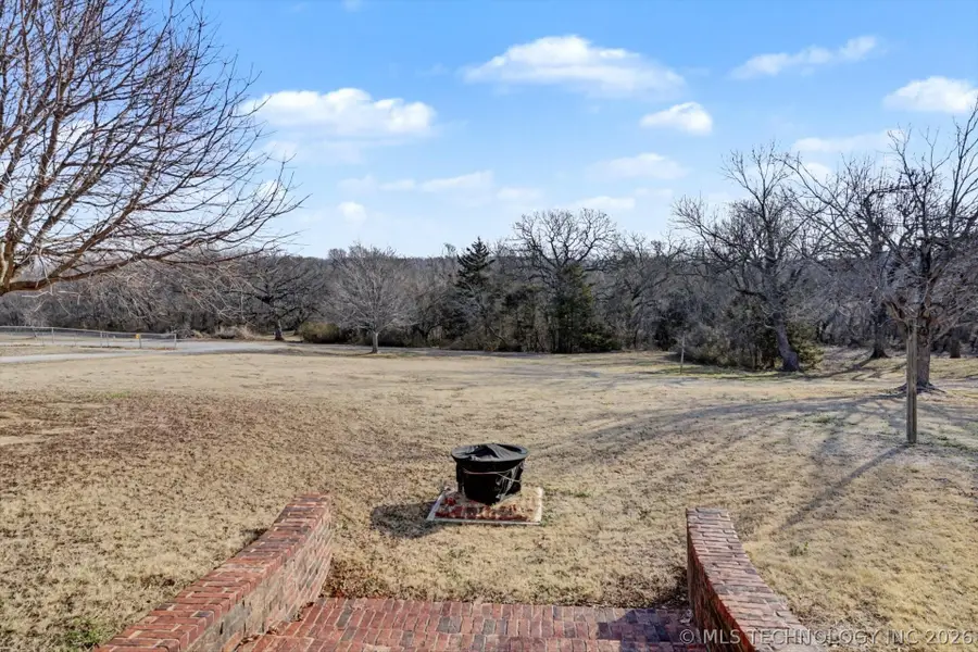 5892 W 33rd Street, Tulsa, OK 74107 - #3