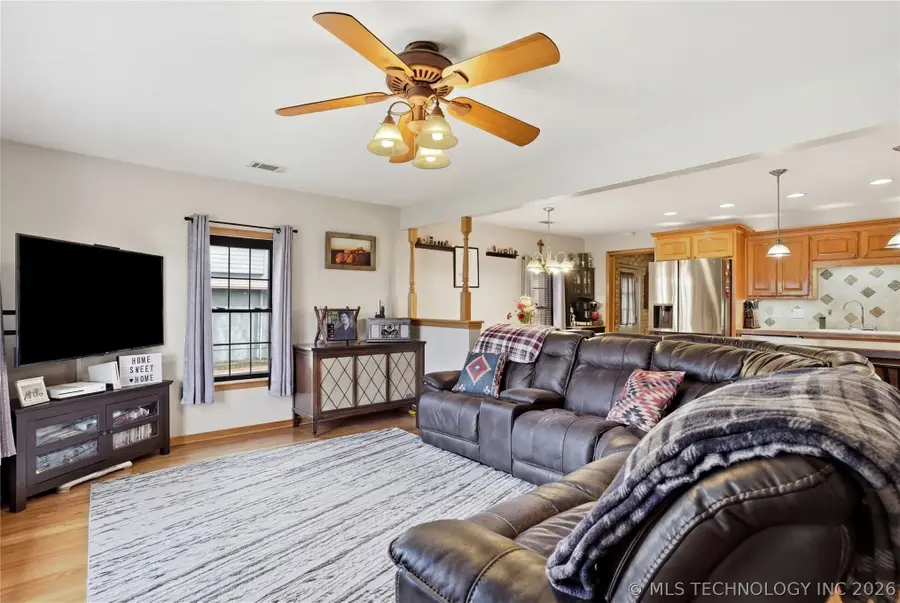 1004 W Pawnee Street, Cleveland, OK 74020 - #3