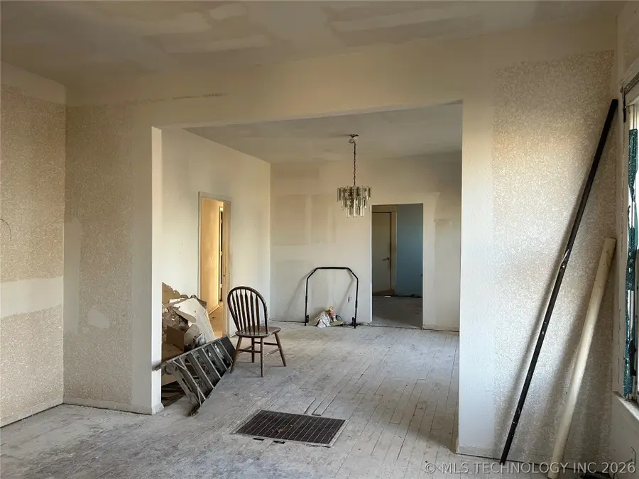 121 N P. Street, Muskogee, OK 74403 - #2