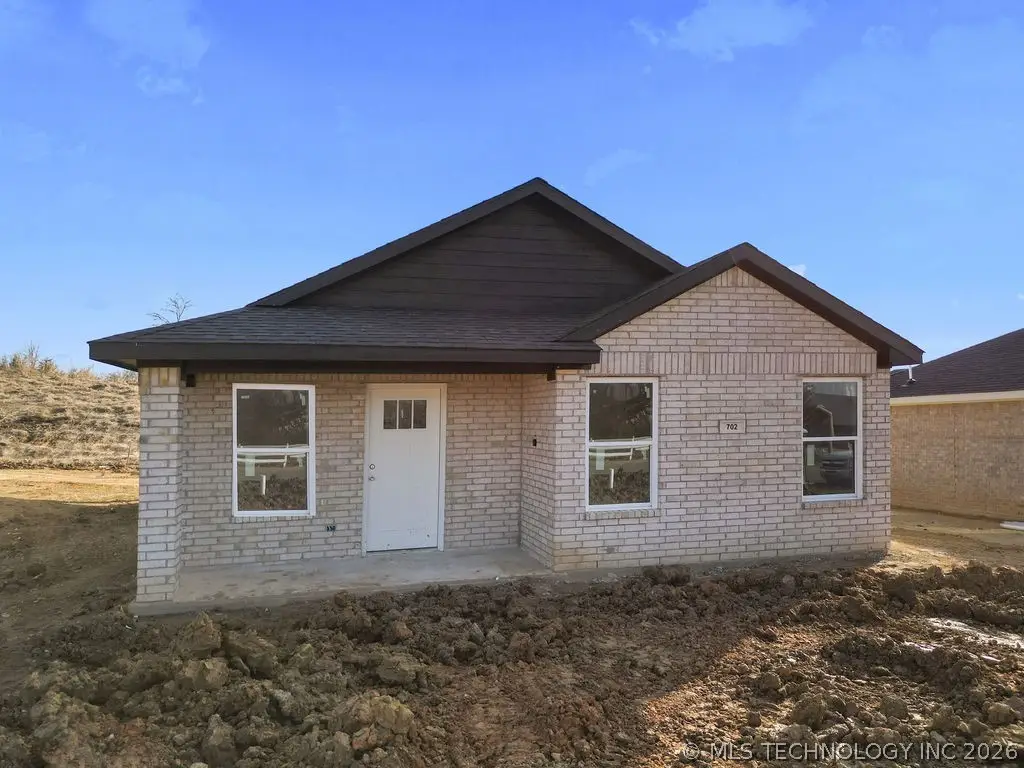 702 W 6th Street, Atoka, OK 74525 - #1