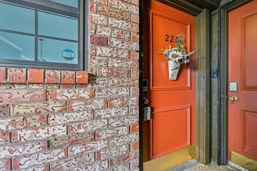 2224 S Boston Avenue #220, Tulsa, OK 74114 - #2