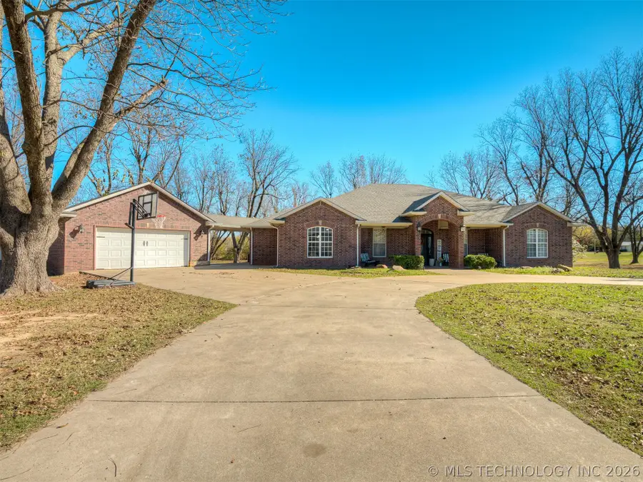 808 N E Street, Eufaula, OK 74432 - #2