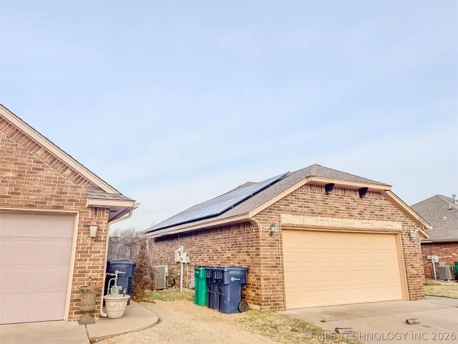 3525 Tecumseh, Yukon, OK 73099 - #3