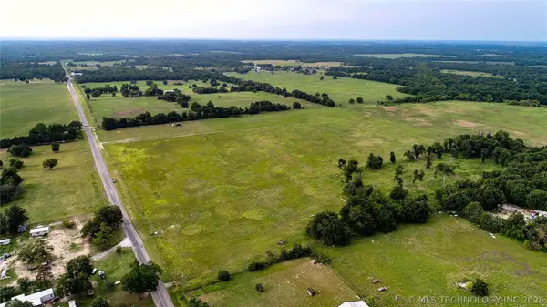 Kings Road, Shawnee, OK 74804