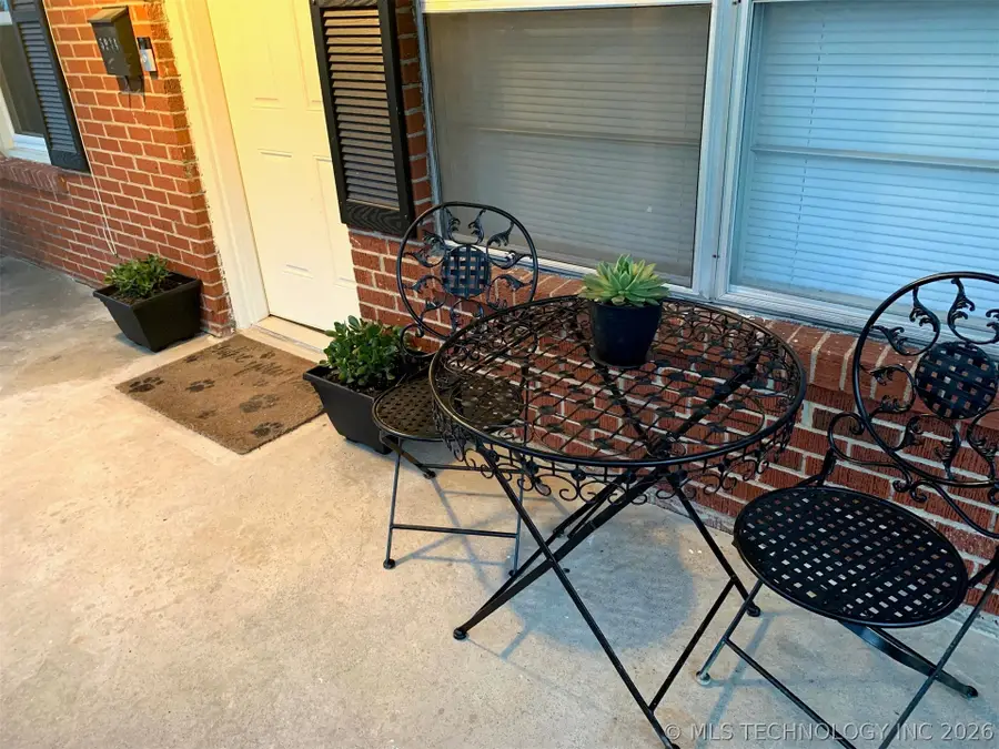 5934 E 3rd Street S, Tulsa, OK 74112 - #2