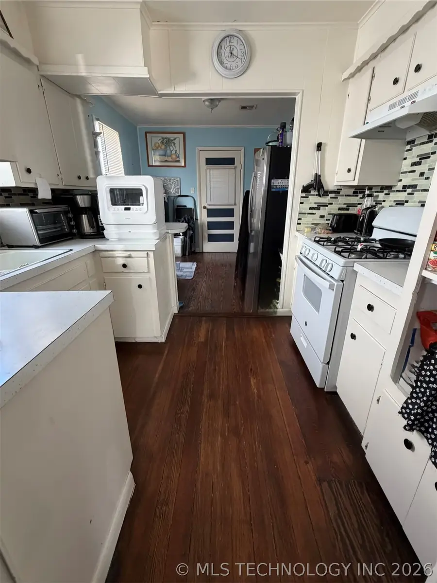 4617 S 26th West Avenue, Tulsa, OK 74107 - #2