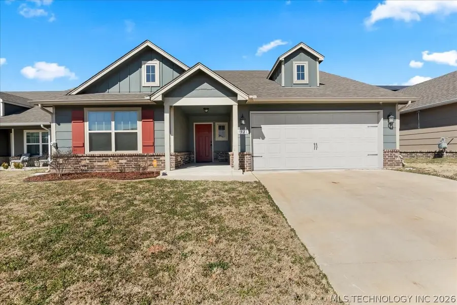 3526 E Sandusky Street, Broken Arrow, OK 74014 - #3