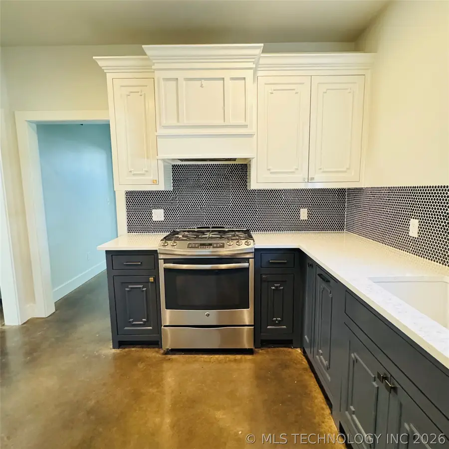 811 Mclish Street, Ardmore, OK 73401 - #3