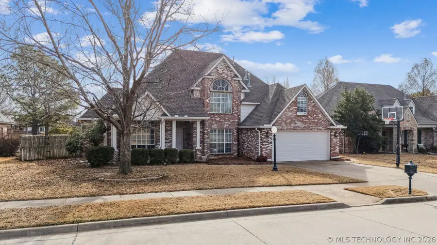 9119 N 102nd East Avenue, Owasso, OK 74055 - #2