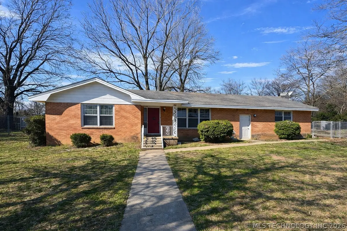 501 S 30th Street, Muskogee, OK 74401 - #1
