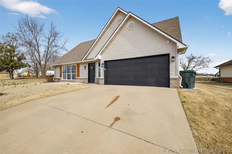 2500 SW Wolf Run Drive, Claremore, OK 74019 - #3