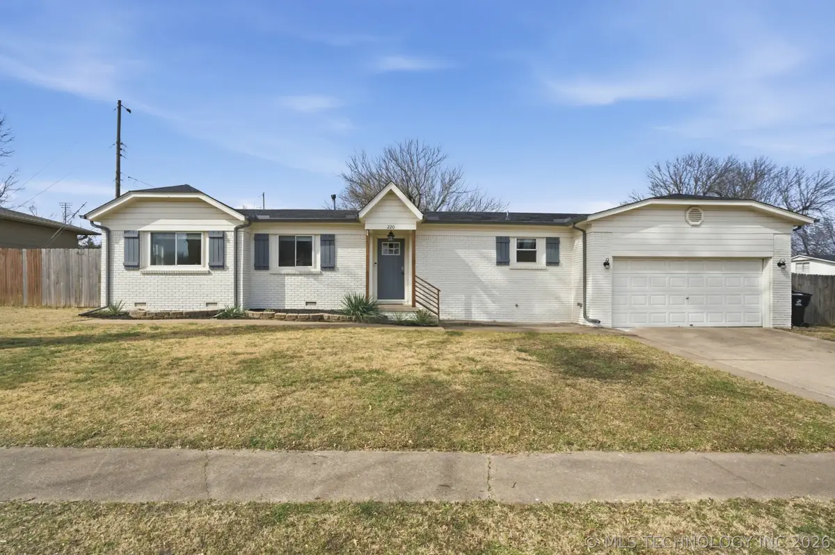 220 N 10th Street, Broken Arrow, OK 74012 - #1