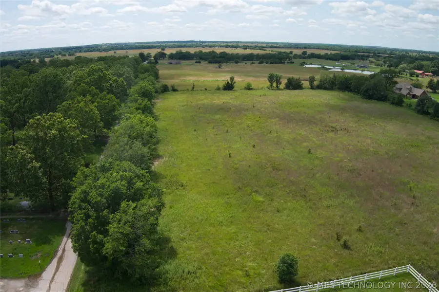 1140 S Pecan Street, Nowata, OK 74048 - #3