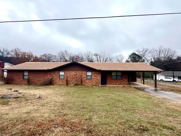 801 S Webb Lane, Poteau, OK 74953